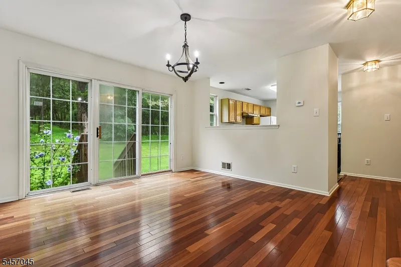 3 bed, 2.5 bath, $3,600 — Photo 4