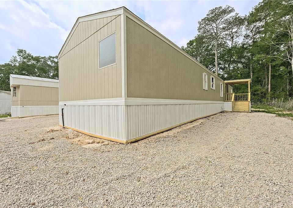 1st image of 19338 Forest Lane Cir