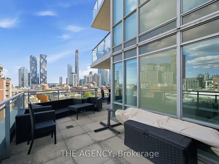 112 George St S #S1006 — Photo 21