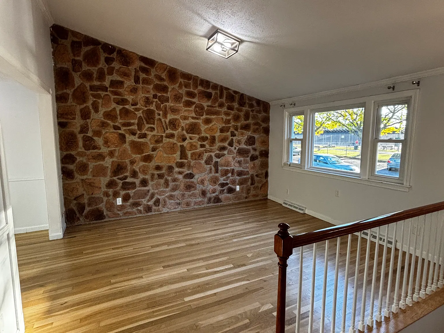 4 bed, 1300 sqft, $3,850 — Photo 4