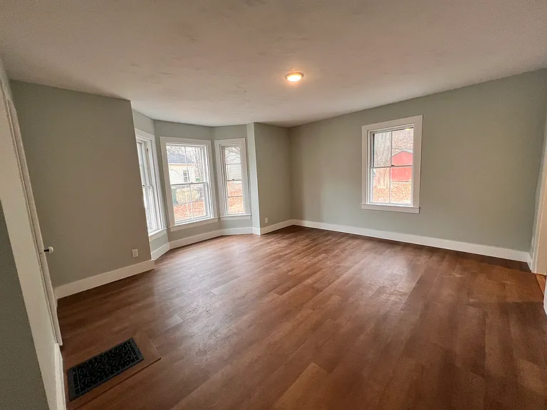 400 Court St #1 — Photo 12