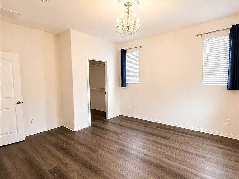 16570 Wyndham Ln — Photo 13
