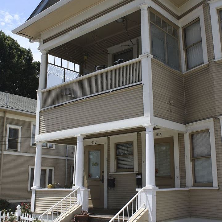 1st image of 912 24th St