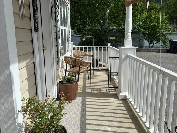 743 Okanagan Ave #200, Chase, BC V0E 1M0