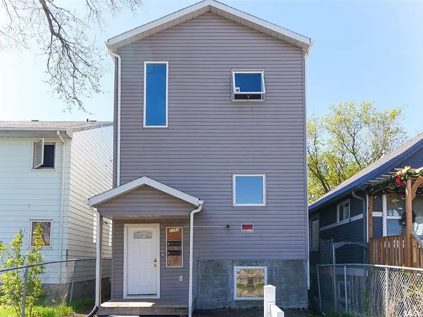 1352 Angus STREET, Regina, SK S4T 1Y8
