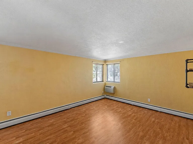 3120 Hennepin Ave #205 — Photo 5