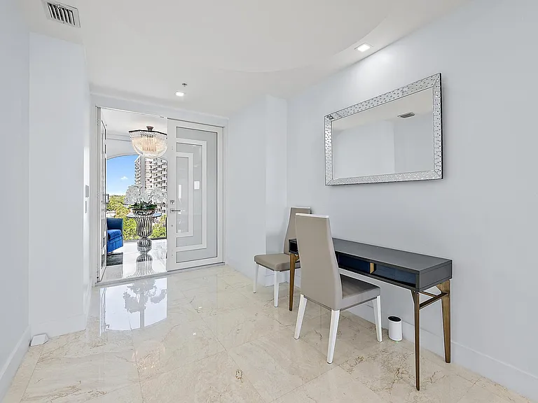 2070 N Ocean Blvd #Penthouse 4 — Photo 35
