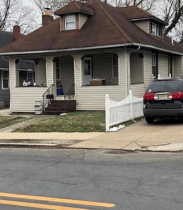 4th image of 549 N 36th St