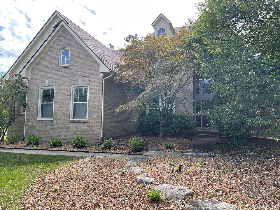 1st image of 45856 Bristol Cir