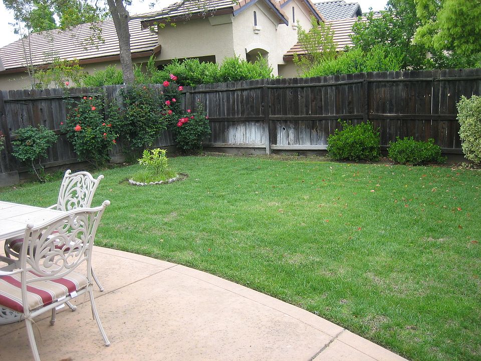 2nd image of 1714 Rogart Way