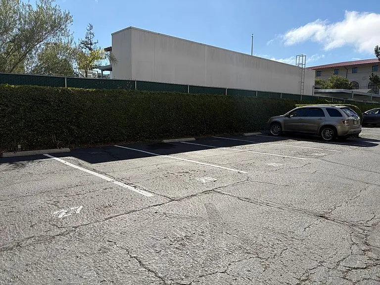 570 Peach St #26 — Photo 27