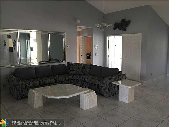 5th image of 1240 NW 161st Ave