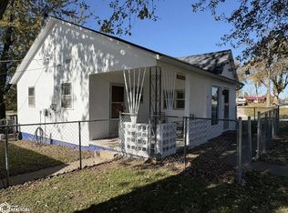 321 N 24th St, Unionville, MO 63565