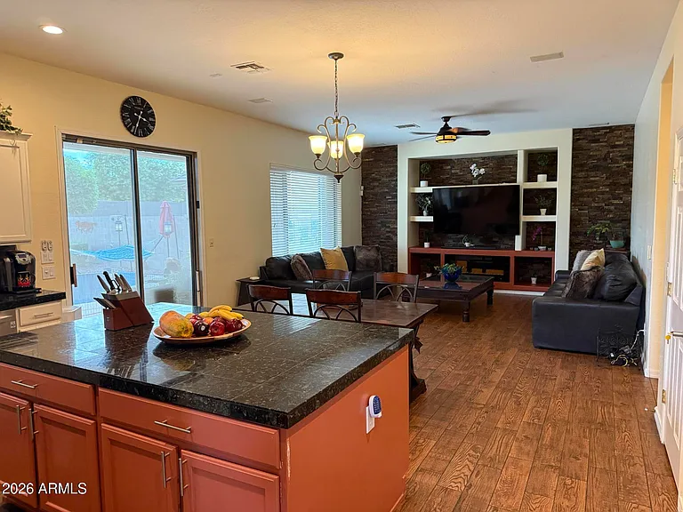 2245 W Clearview Trl — Photo 46