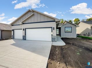 1125 E Apex St, Tea, SD 57064