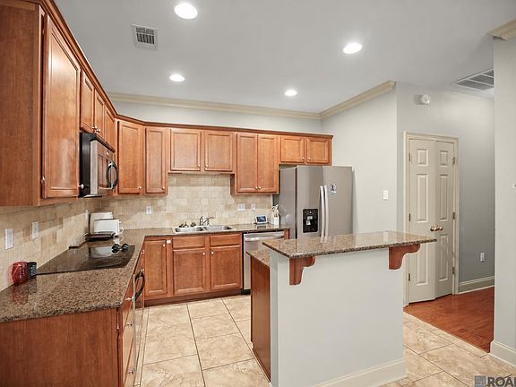 4th image of 3942 Cypress Hall Dr