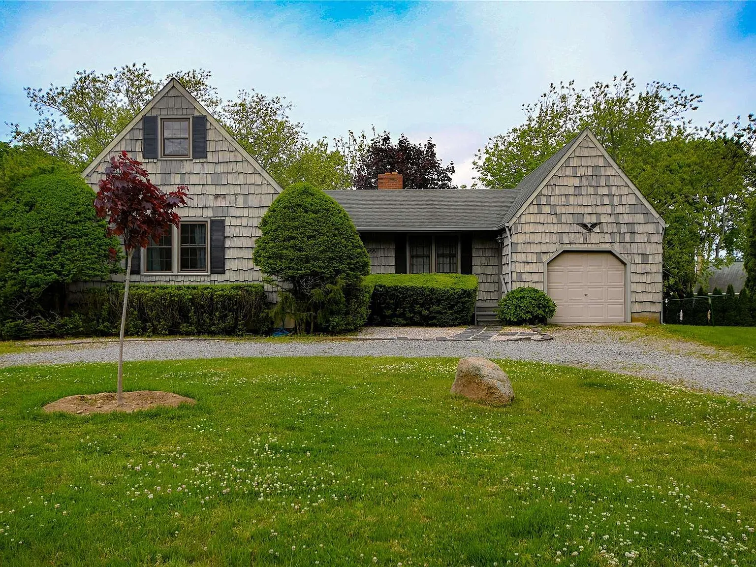 3 bed, 2.0 bath, 1500 sqft, $12,500 — Photo 3