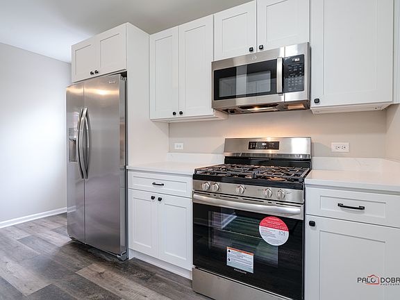 4th image of 612 N Cedarwood Cir