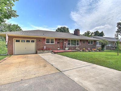 2020 Oakland St, Kingsport, TN, 37660