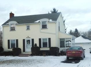 38 Salem Rd, Rochester, NY 14622