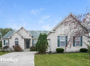 6565 Hunters Rdg S, Zionsville, IN 46077