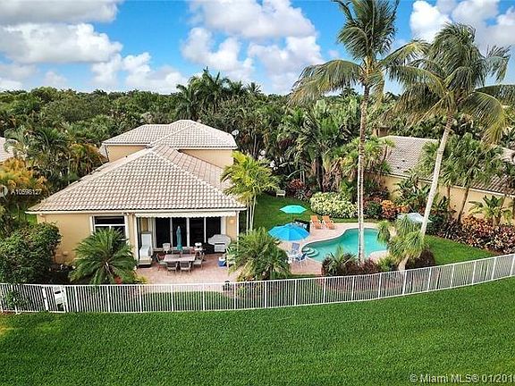 3rd image of 2477 Bay Isle Ct