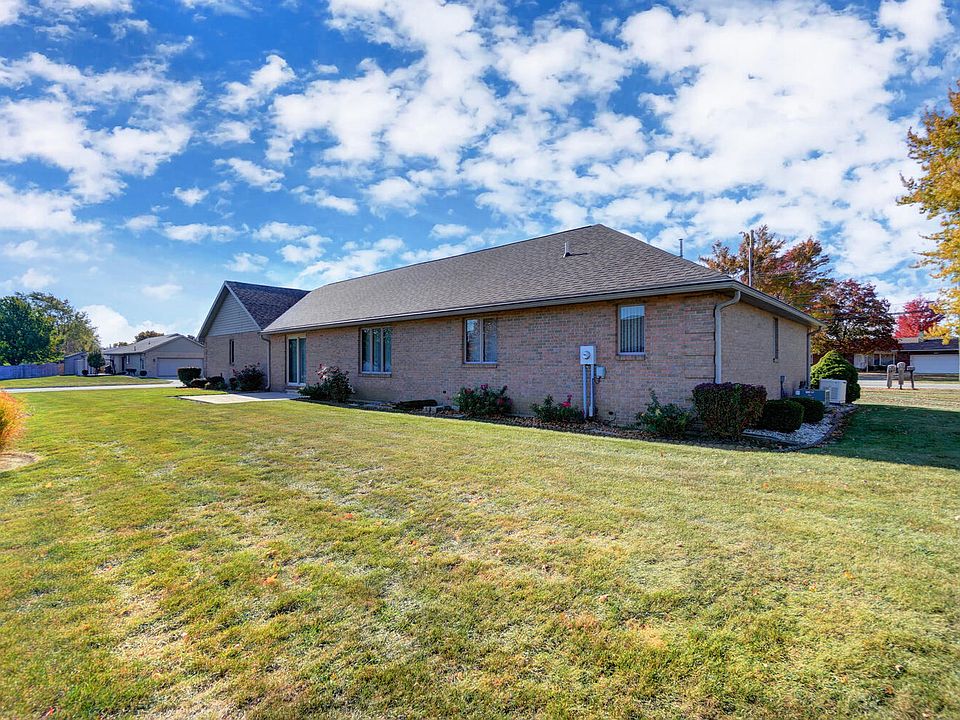 1300 Touvelle St, Celina, OH 45822 Zillow