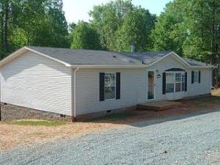 2nd image of 2427 Novelty Rd