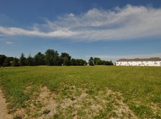 16312 Meadowlands Ct, Westfield, IN 46074