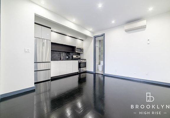 4th image of 328 Eldert St APT 2A