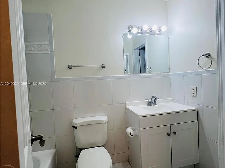2050 NW 89th Ave #208 — Photo 19