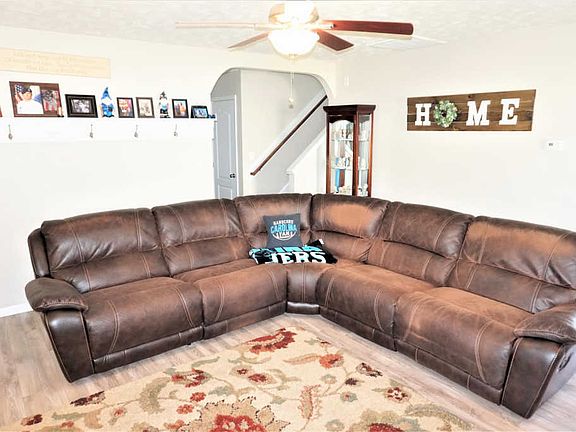 4th image of 121 Abbey Ln