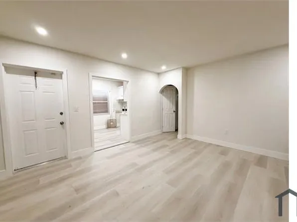 11712 NW 22nd Ct, Miami, FL 33167