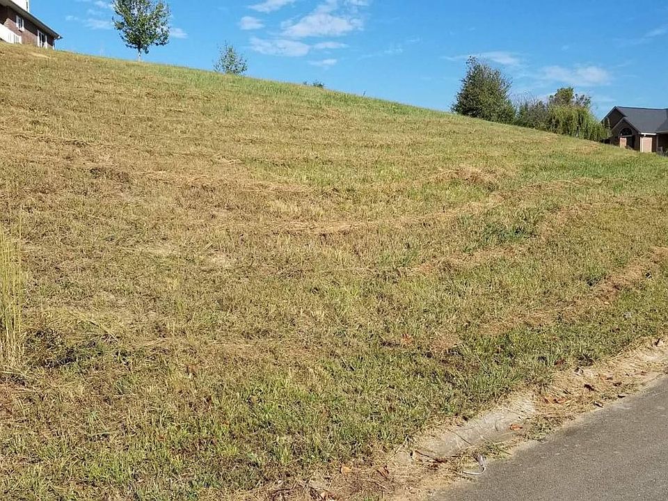 2nd image of 199 Hill Top Dr