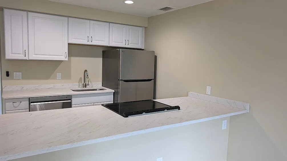 1 bed, 700 sqft, $1,700 — Photo 1