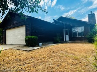 3914 Hollis Dr, Van Buren, AR 72956