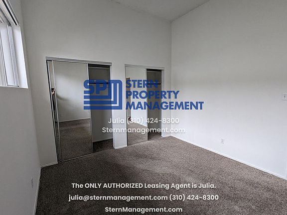 5th image of 11936 Darlington Ave APT 302