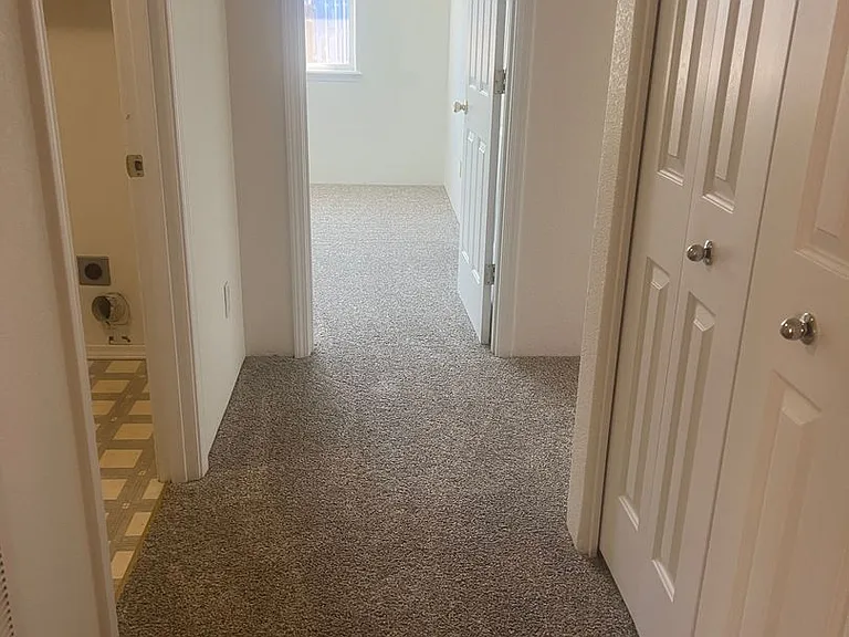 1460 Oxford Cir — Photo 19