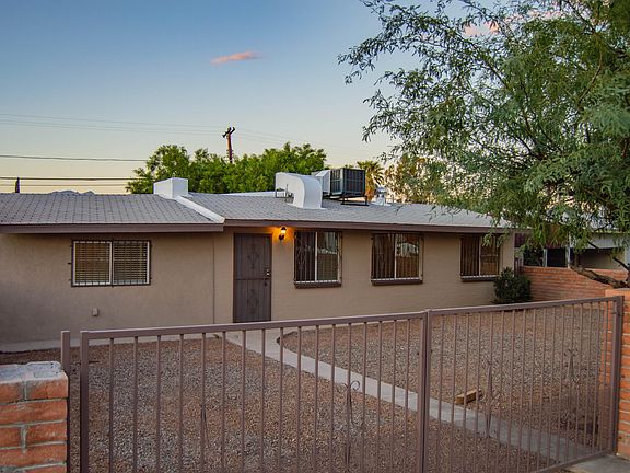 5th image of 3737 E Ellington Pl