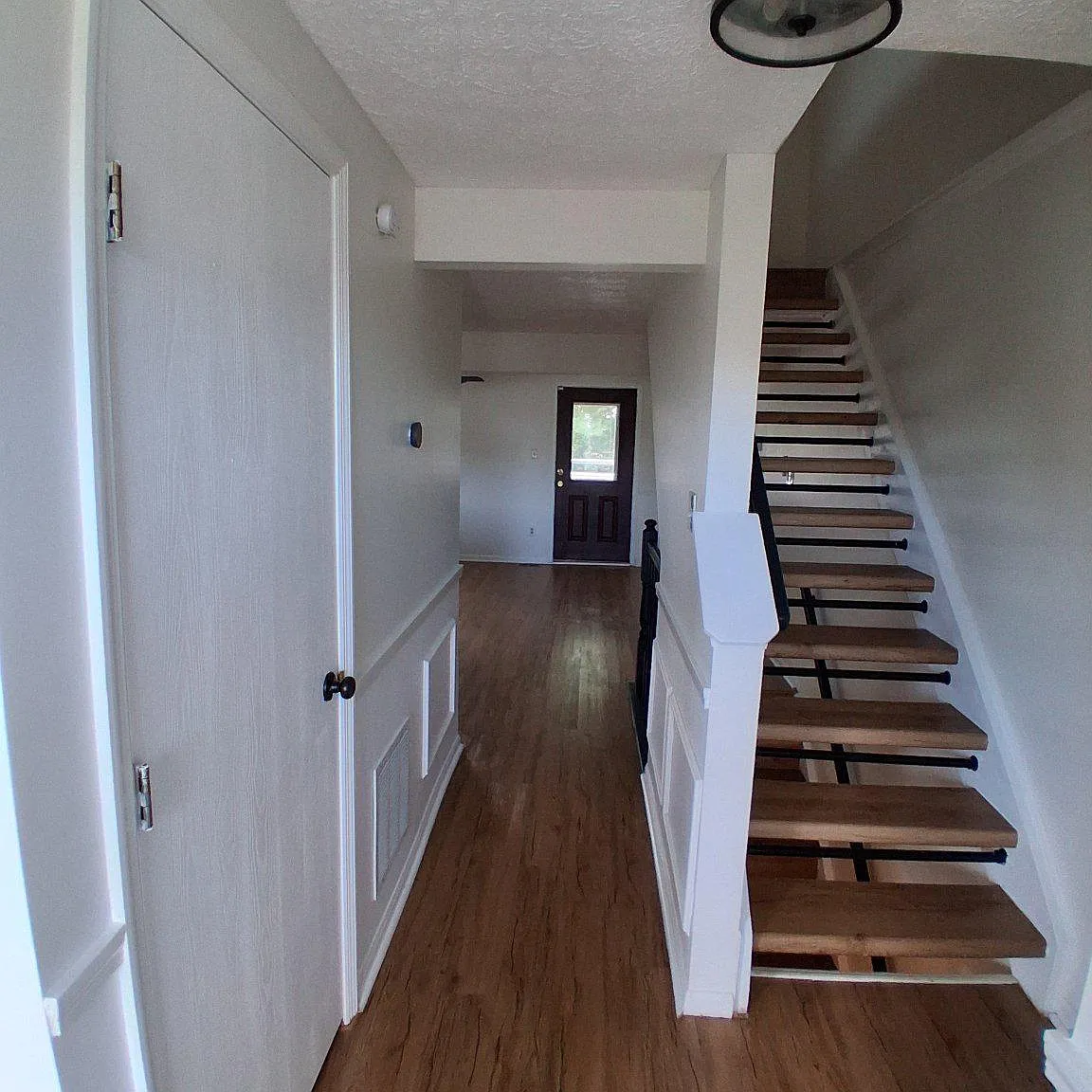 3 bed, 4.0 bath, 1792 sqft, $2,750 — Photo 3