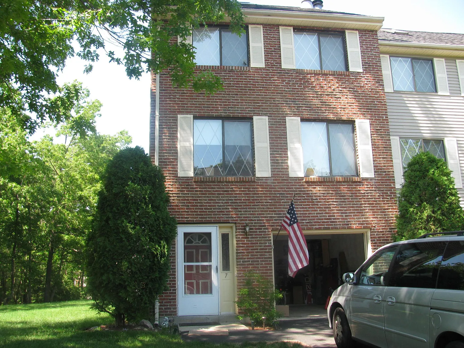 2 bed, 1.5 bath, 1650 sqft, $3,190 — Photo 1