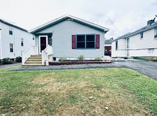 609 W Lackawanna Ave, Blakely, PA 18447