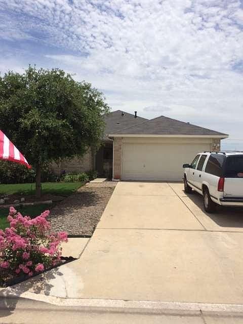 1st image of 1010 Stewart Dr
