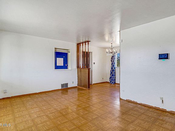 3rd image of 2620 Dunoon Dr