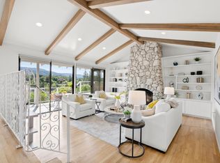 1086 Valley View Ct, Los Altos, CA 94024