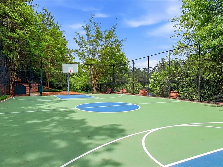 5398 Windsor Green Ct SE — Photo 43
