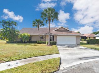 8220 Whitewood Cv E, Lake Worth, FL 33467