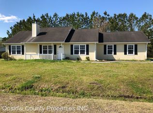 271 Parnell Rd, Hubert, NC 28539