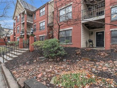 920 Washington St APT 305, Kansas City, MO, 64105