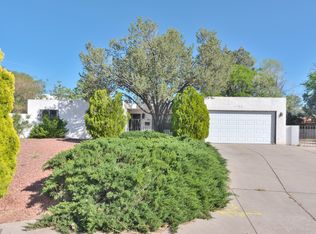 2922 Kentucky St NE, Albuquerque, NM 87110
